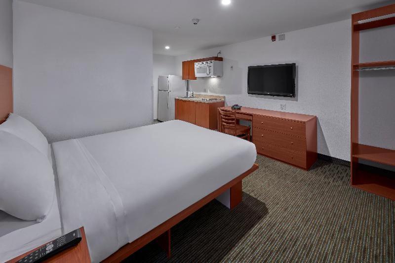 Extended Suites Ciudad Del Carmen Aeropuerto Room photo