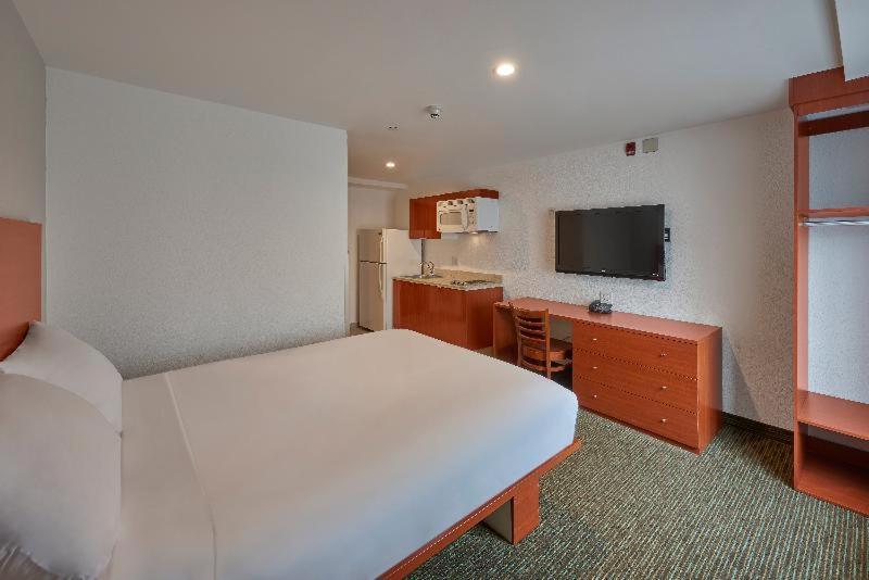 Extended Suites Ciudad Del Carmen Aeropuerto Room photo